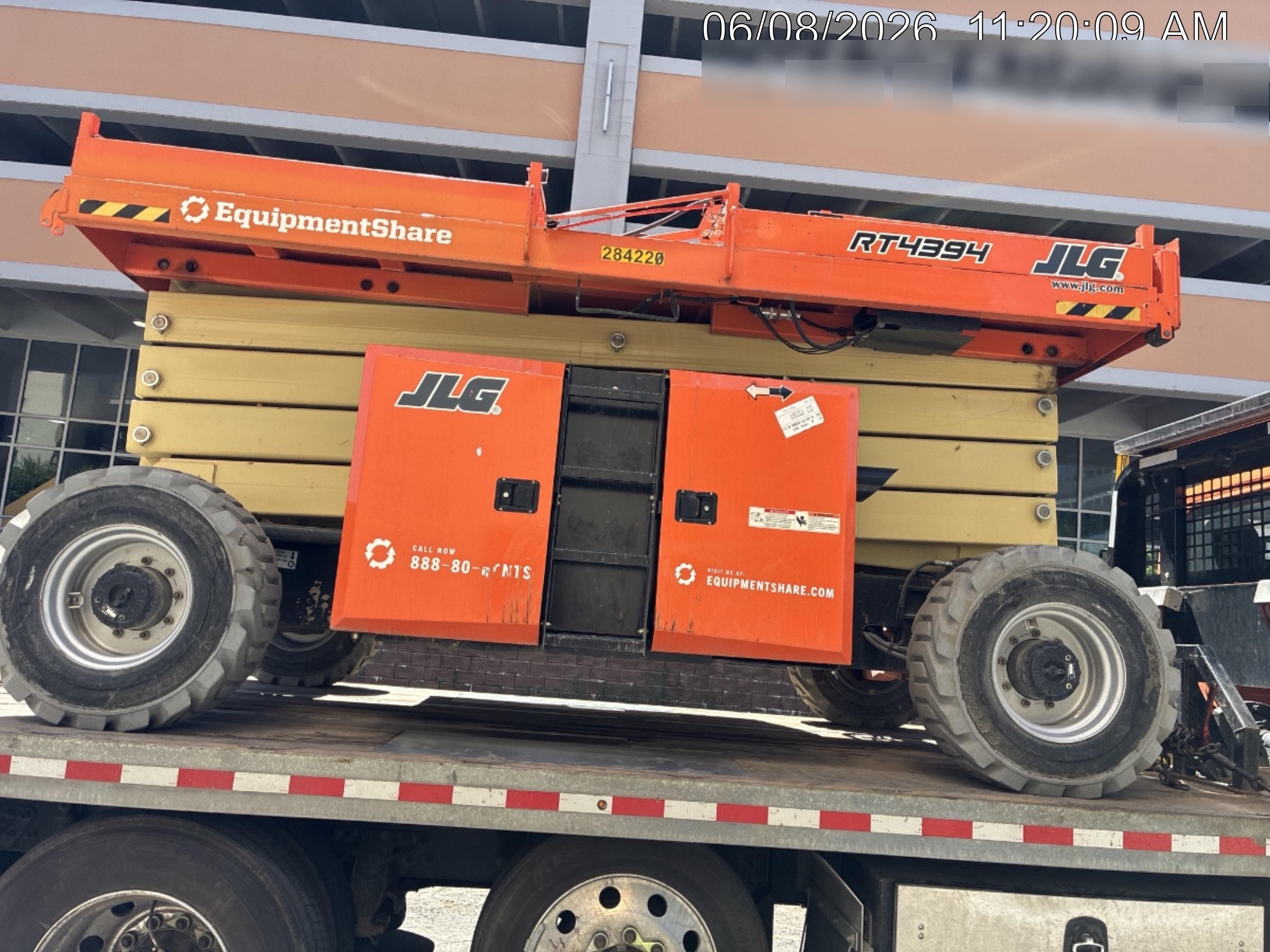 2022 JLG RT4394