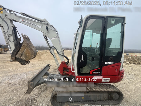 2024 TAKEUCHI TB235-2CR