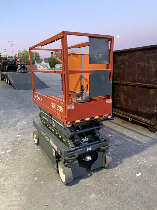 2016 Skyjack SJIII-3219 Standard Rental Specs