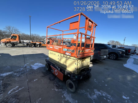 2022 JLG ES3246
