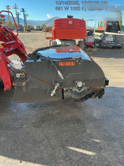 2021 PALADIN Sweepster SB72