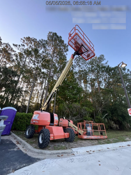 2021 JLG 400S