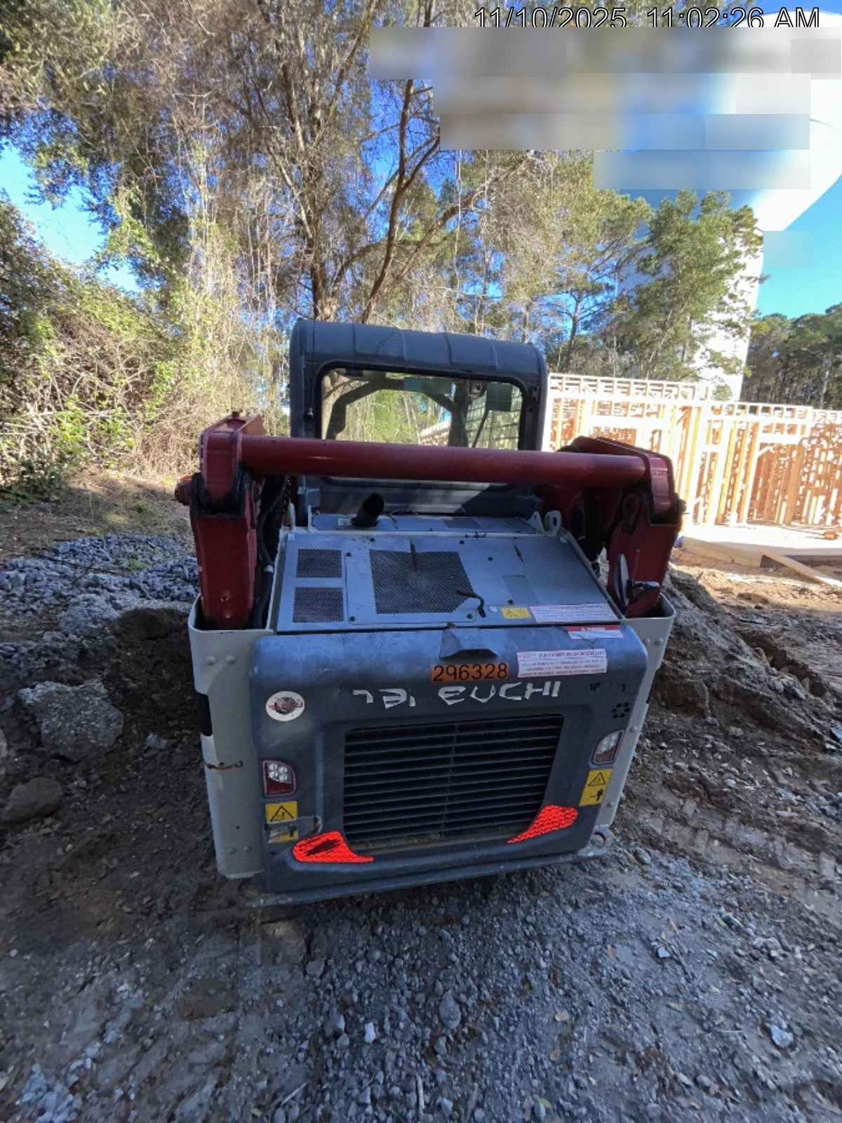 2023 TAKEUCHI TL10V2-CR