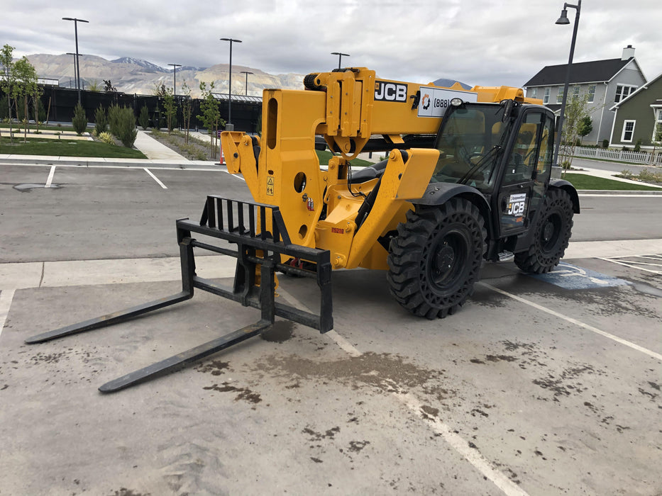2020 JCB 510-56 Cab/Heat/Air, Solid Tires, Work Lights, Beacon, Aux Hydraulics, Back up Alarm, Lifting Eye, ES Decals