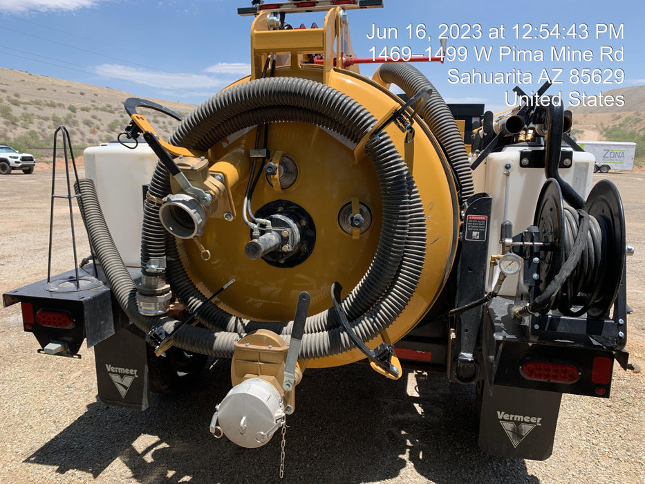 2023 VAC-TRON LP573XDT