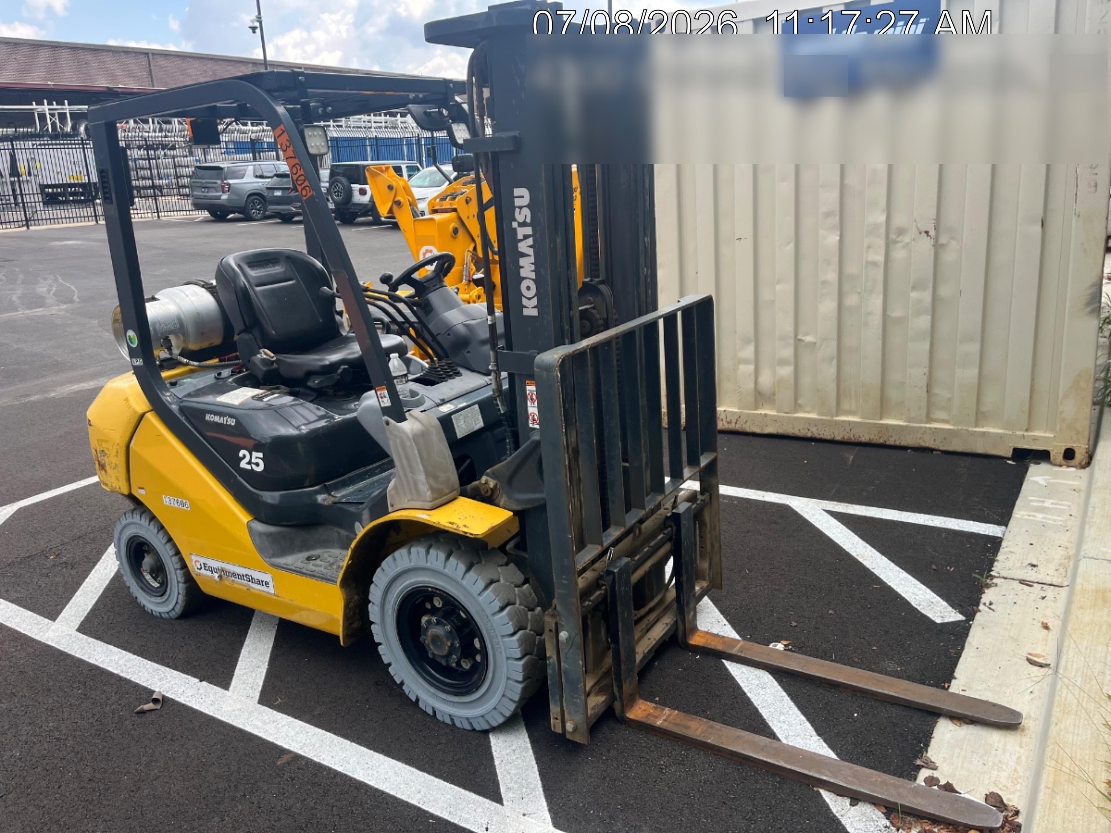 2021 KOMATSU FG25T-16 LP