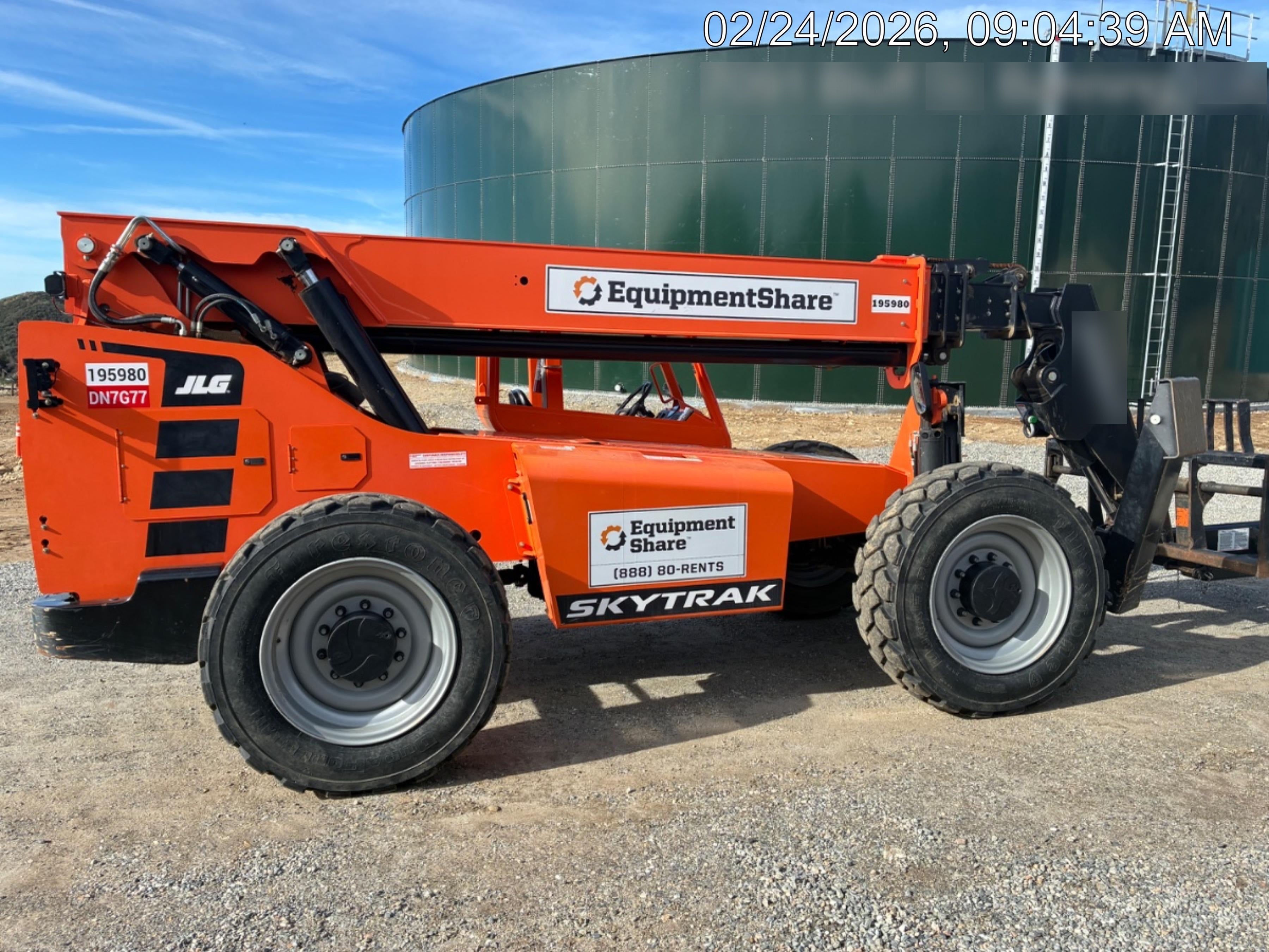 2021 SKYTRAK 10054