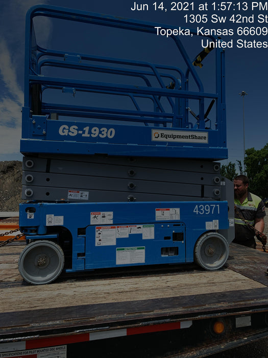 2019 Genie GS-1930 Fixed rails with chain Entry