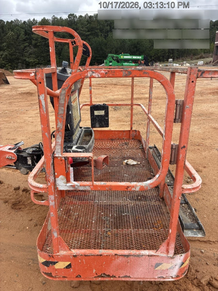 2021 JLG 400S