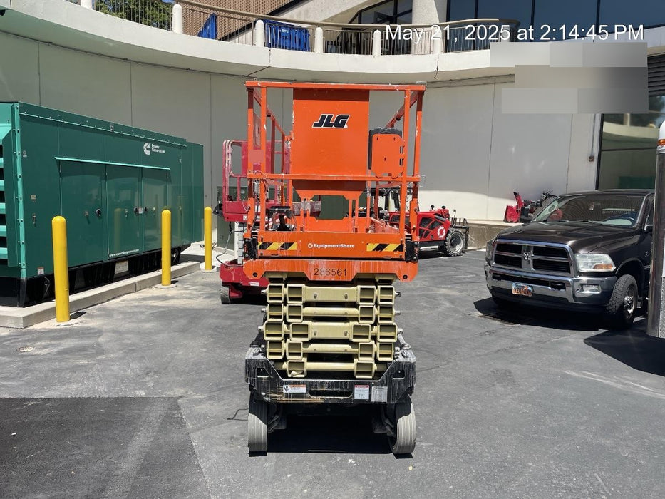 2022 JLG R4045