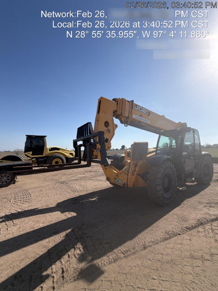 2019 JCB 512-56 74 HP w/CAB/HVAC, Beacon, Aux Hydraulics, Worklights, Solid Tires w/60" Carriage/Forks