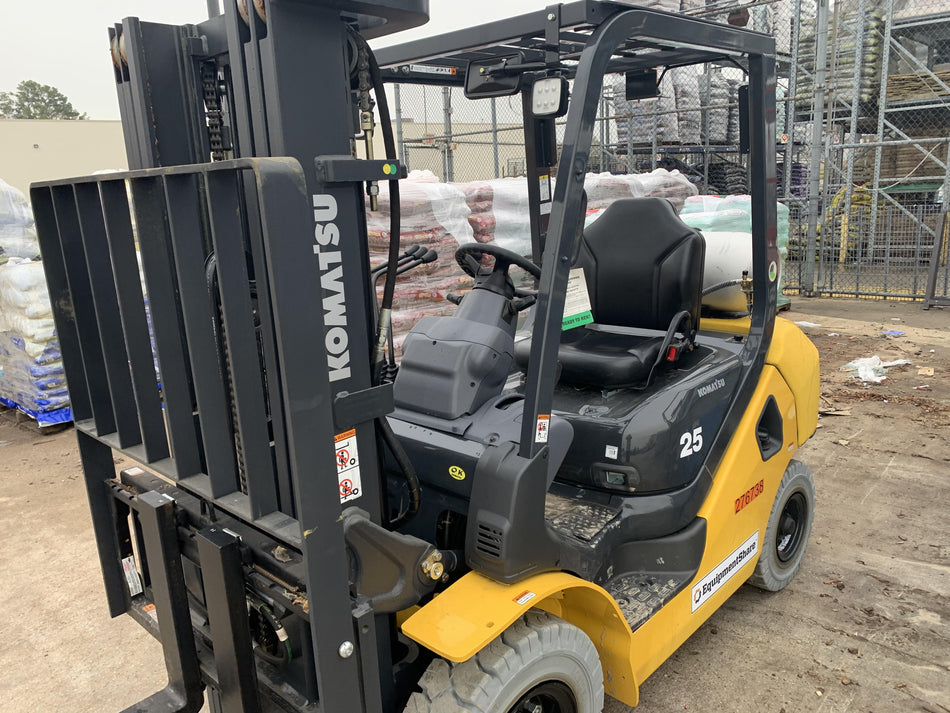 2022 KOMATSU FG25T-16