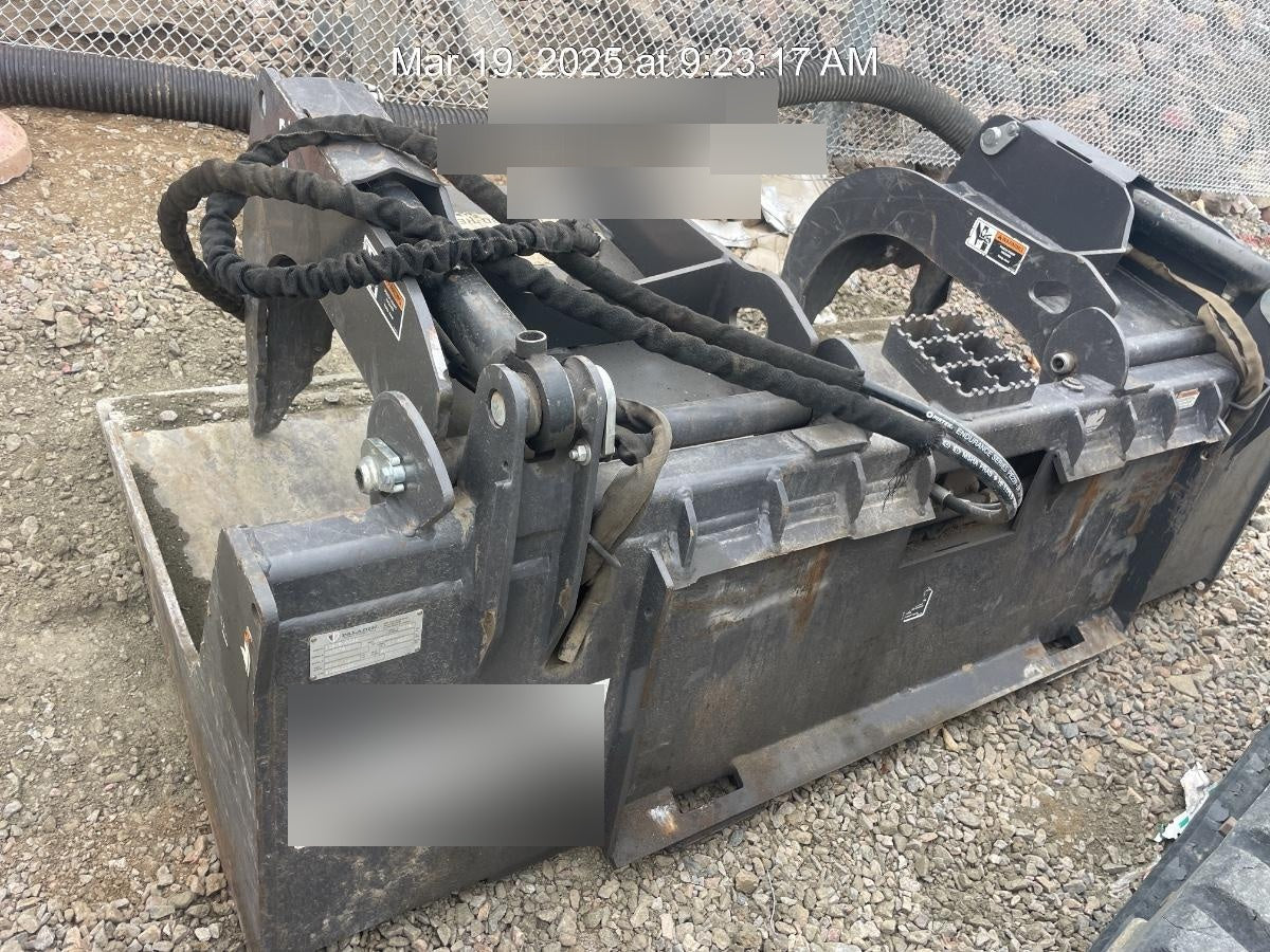 2018 PALADIN 76" Scrap Grapple Bucket - Paladin