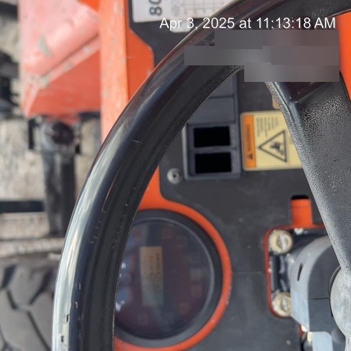 2020 SKYTRAK 8042