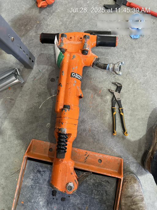 2023 MICHIGAN PNEUMATIC ES-TPB90-118-TRACKER