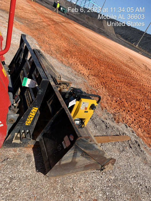 2022 ARROW MATERIAL HANDLING 72" Pallet Forks - Arrow