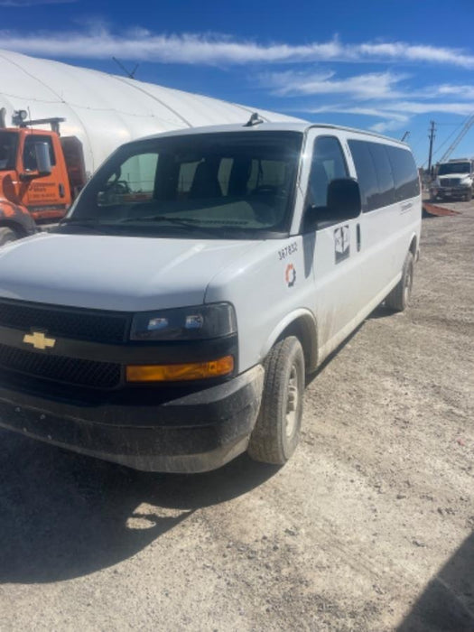 2023 CHEVROLET Express Van - Rental