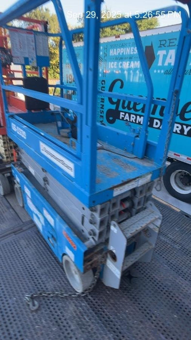 2019 Genie GS-1930 Fixed Rails with Chain Entry