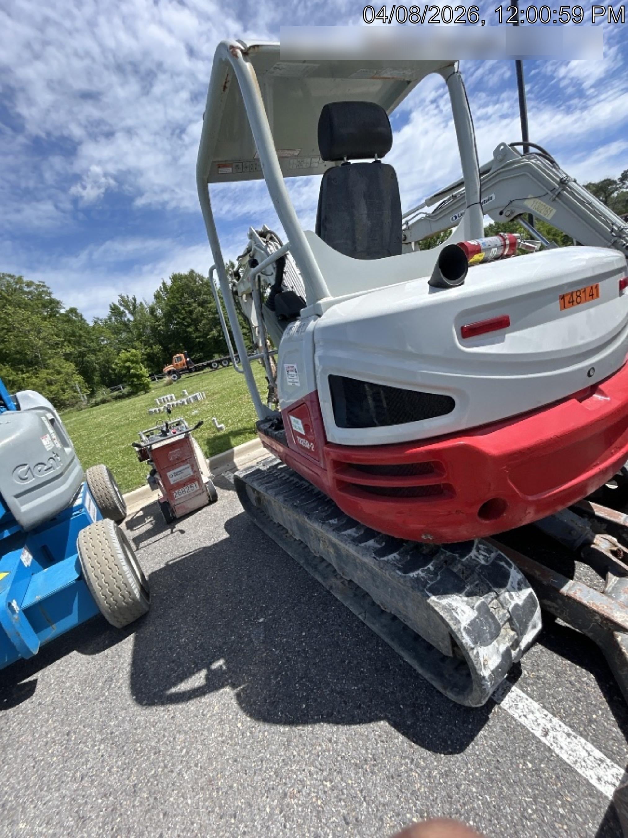 2021 TAKEUCHI TB250-2