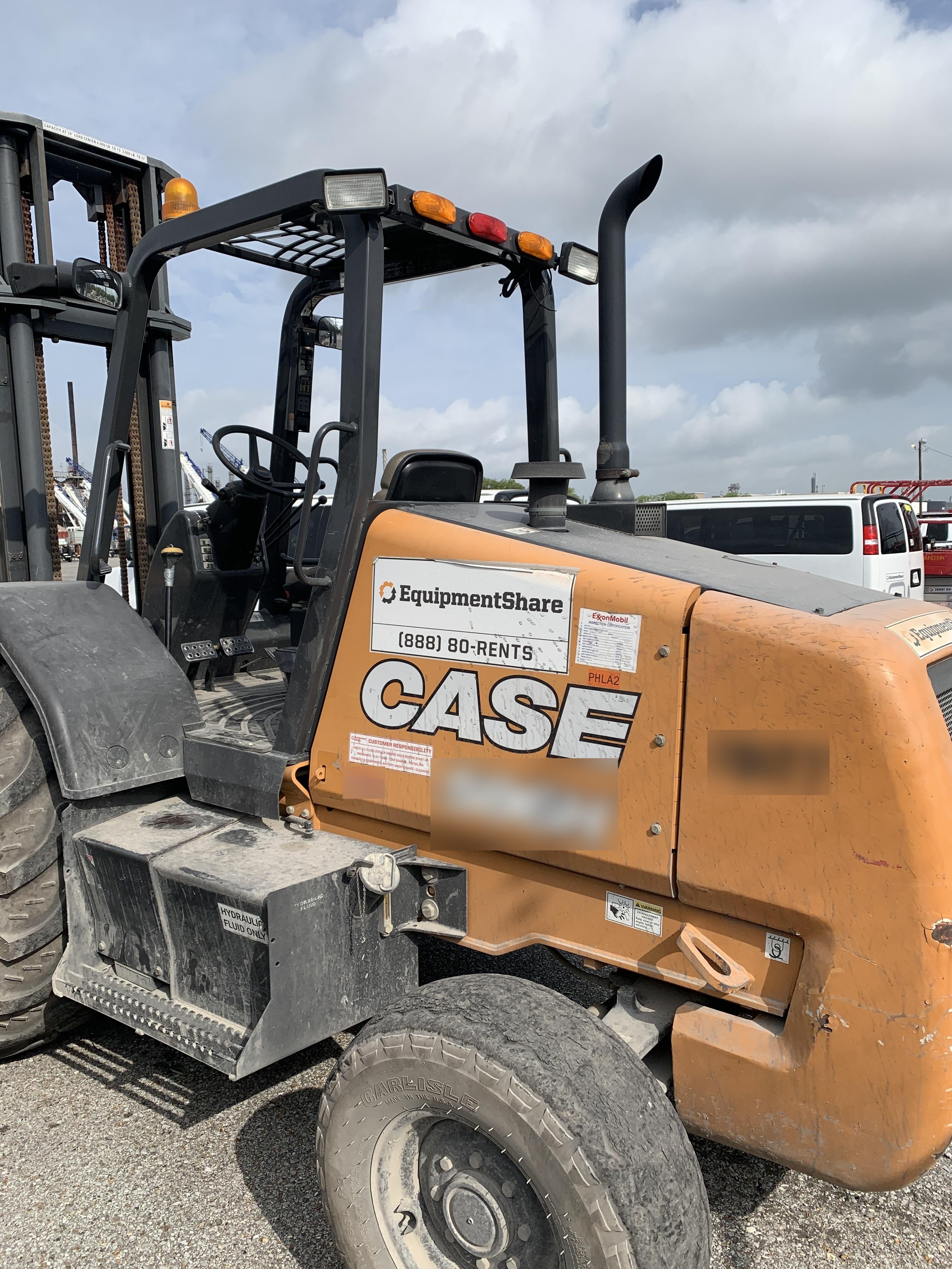 2018 CASE 586H