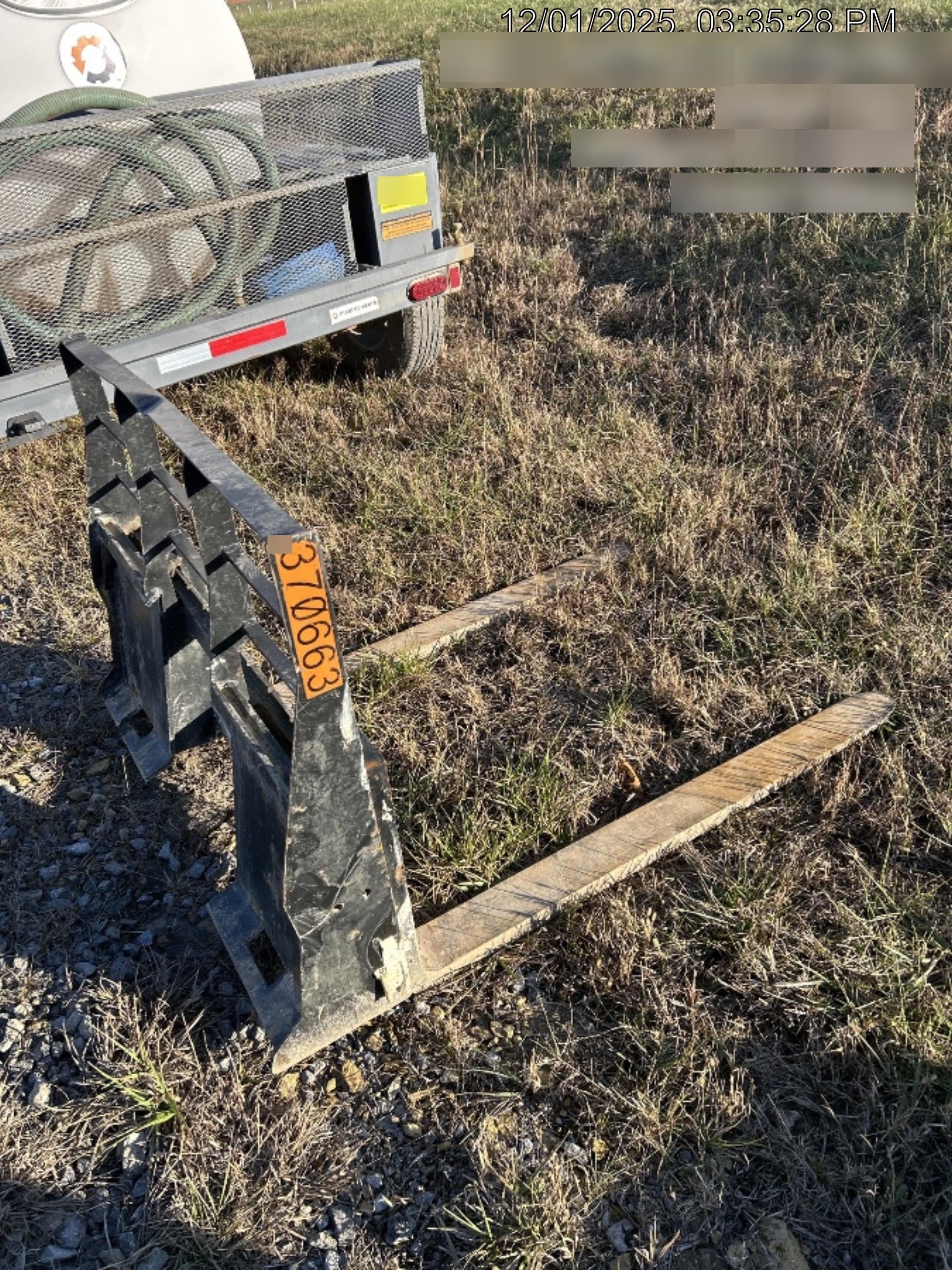2023 ARROW MATERIAL HANDLING 48" Pallet Forks - Arrow