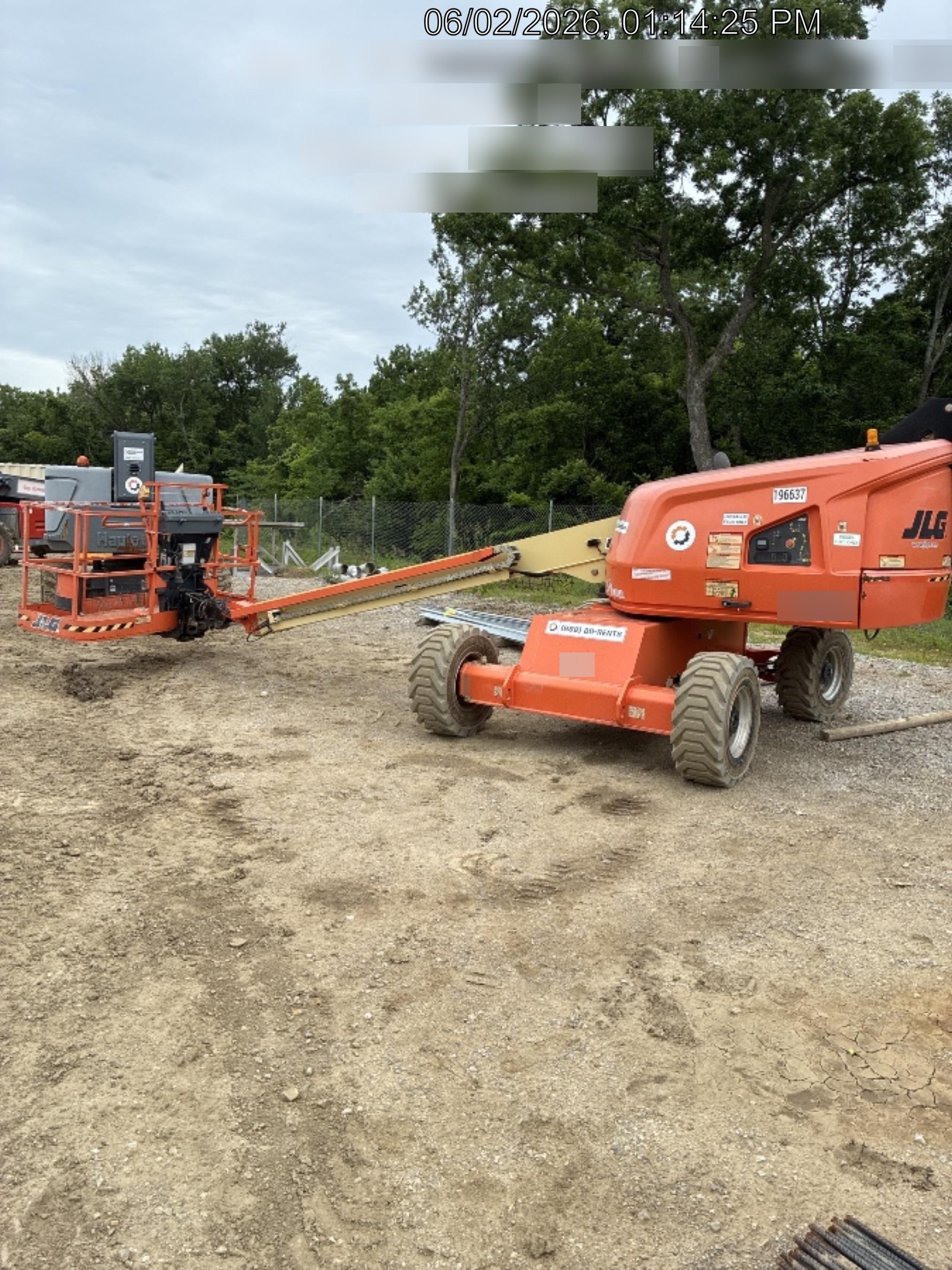2021 JLG 400S
