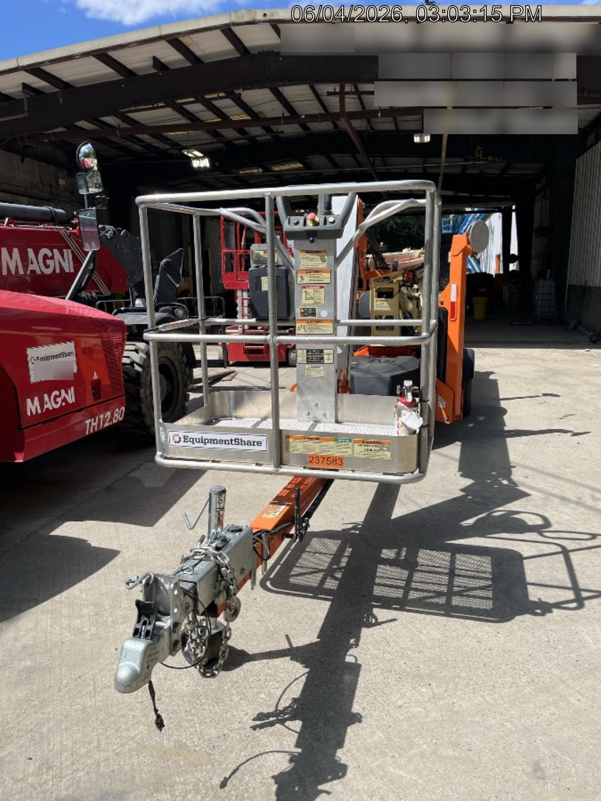 2022 JLG T500J