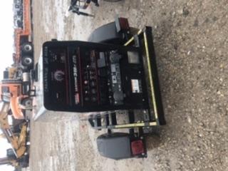 2019 Lincoln Electric Vantage 322 Ready-Pak 3, Two Wheel Trailer, Fender and Light Kit, Cable Rack