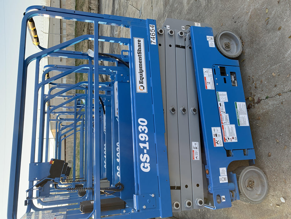 2020 Genie GS-1930 Fixed rails with chain entry gate - Pre A92.20