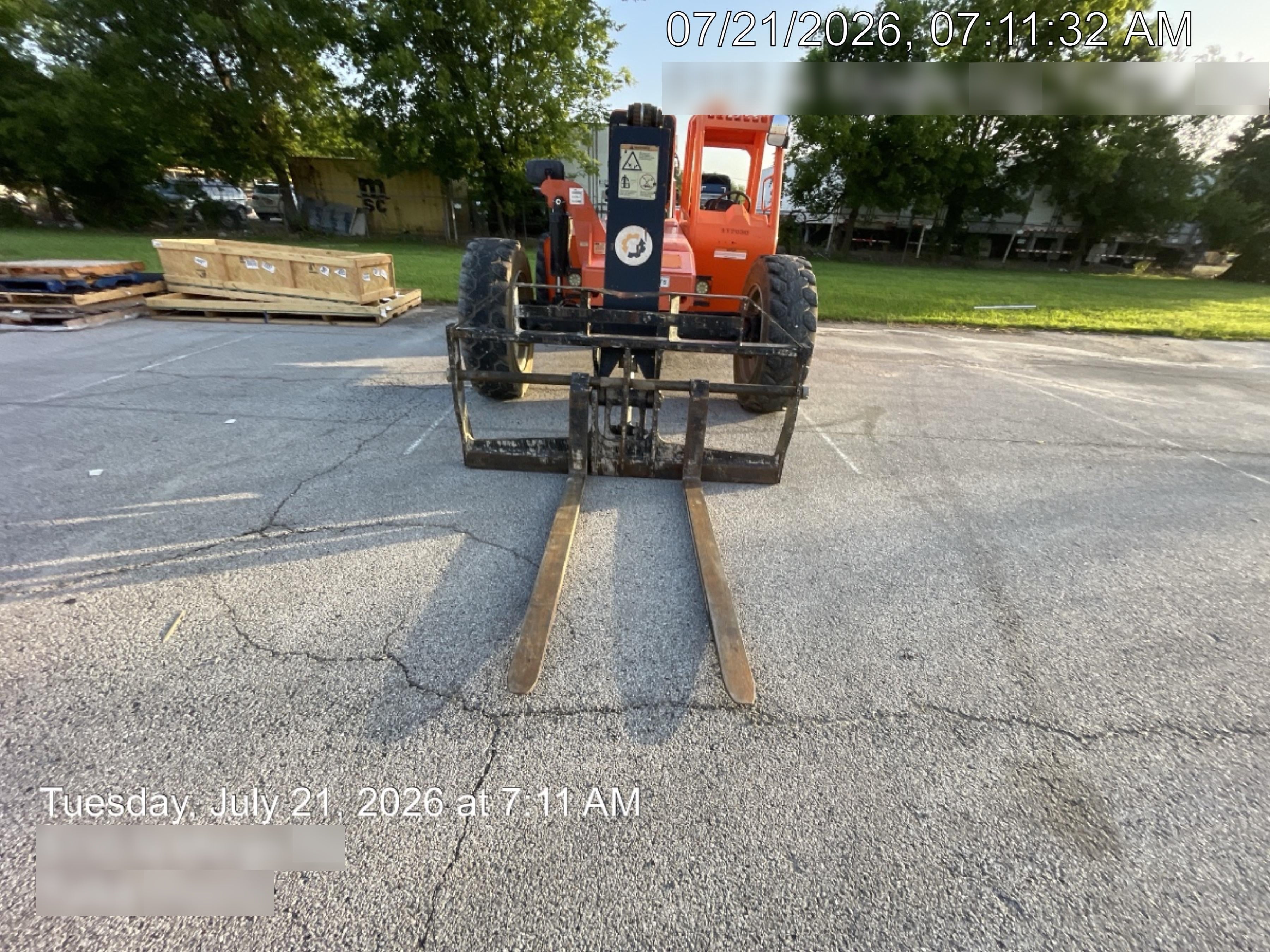 2020 SKYTRAK 8042