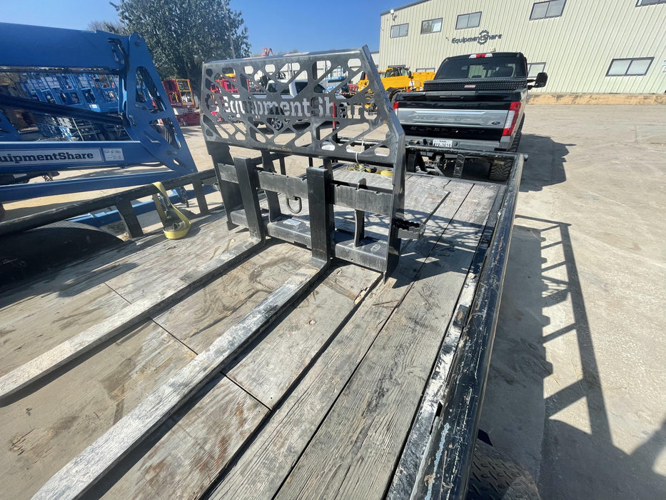2021 PALADIN 48" Pallet Forks - Paladin