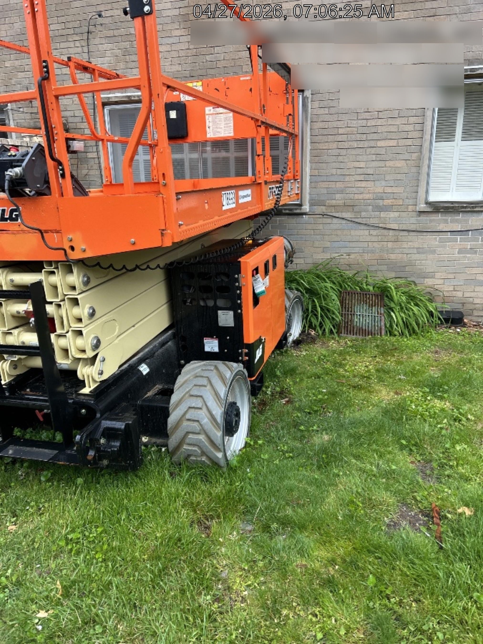 2022 JLG RT4069