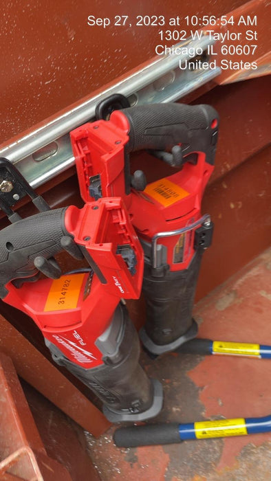 2021 MILWAUKEE 2806-22