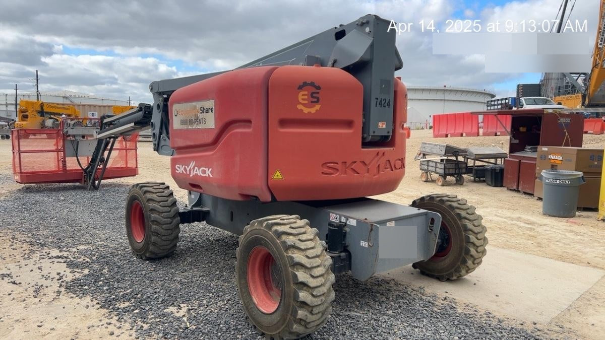 2018 SKYJACK SJ63 AJ