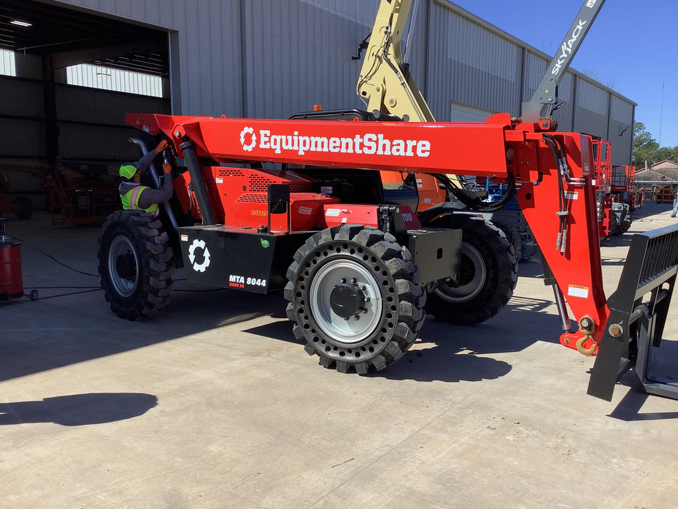 2021 MANITOU MTA8044