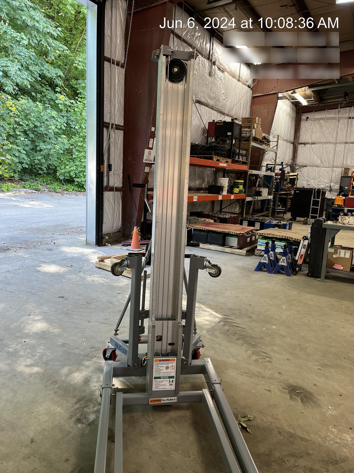 2024 GENIE SLC-18