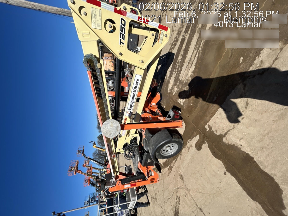 2022 JLG T350