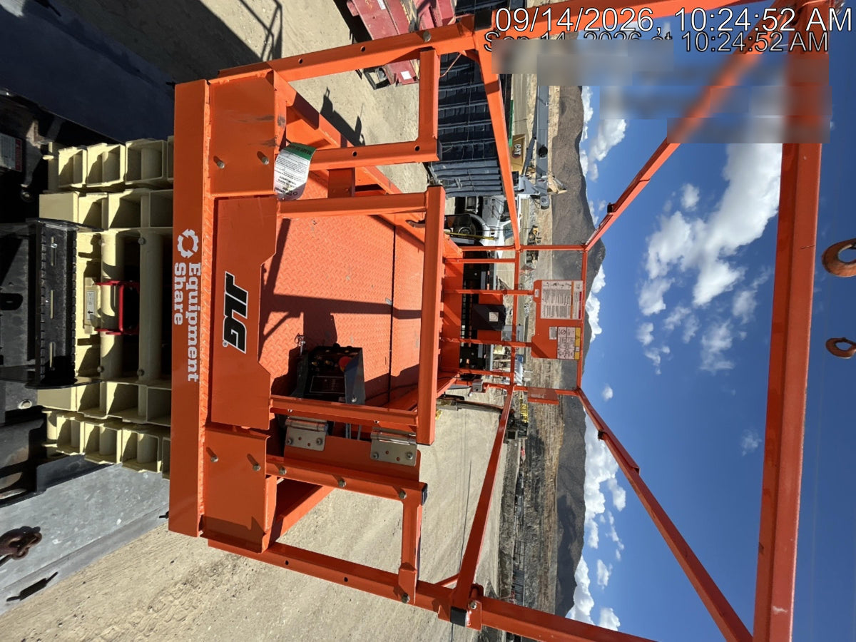 2025 JLG ES3246