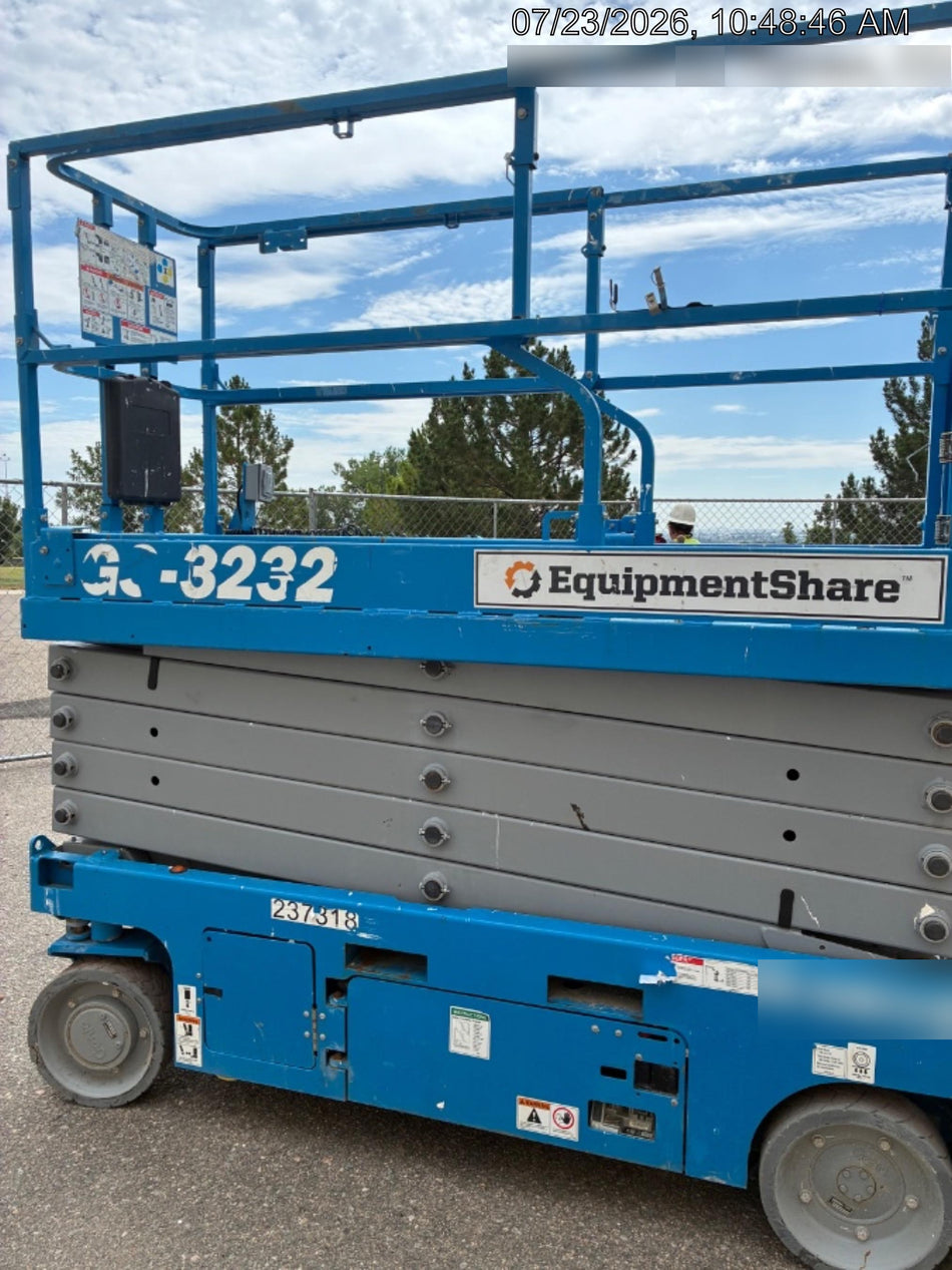 2022 GENIE GS-3232