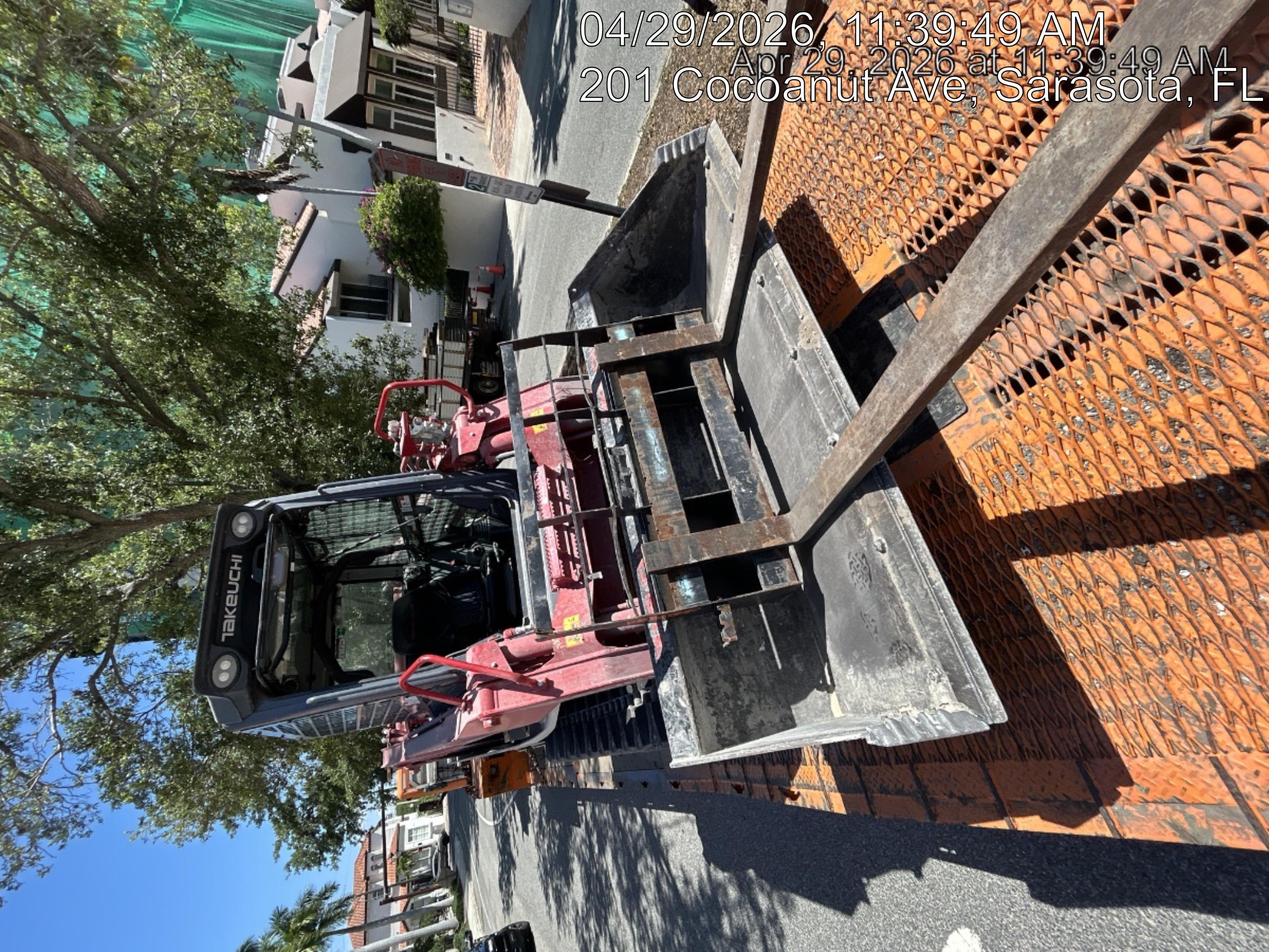 2025 TAKEUCHI TL12V2-CR