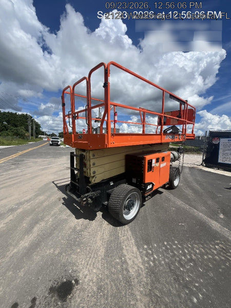 2022 JLG RT4069