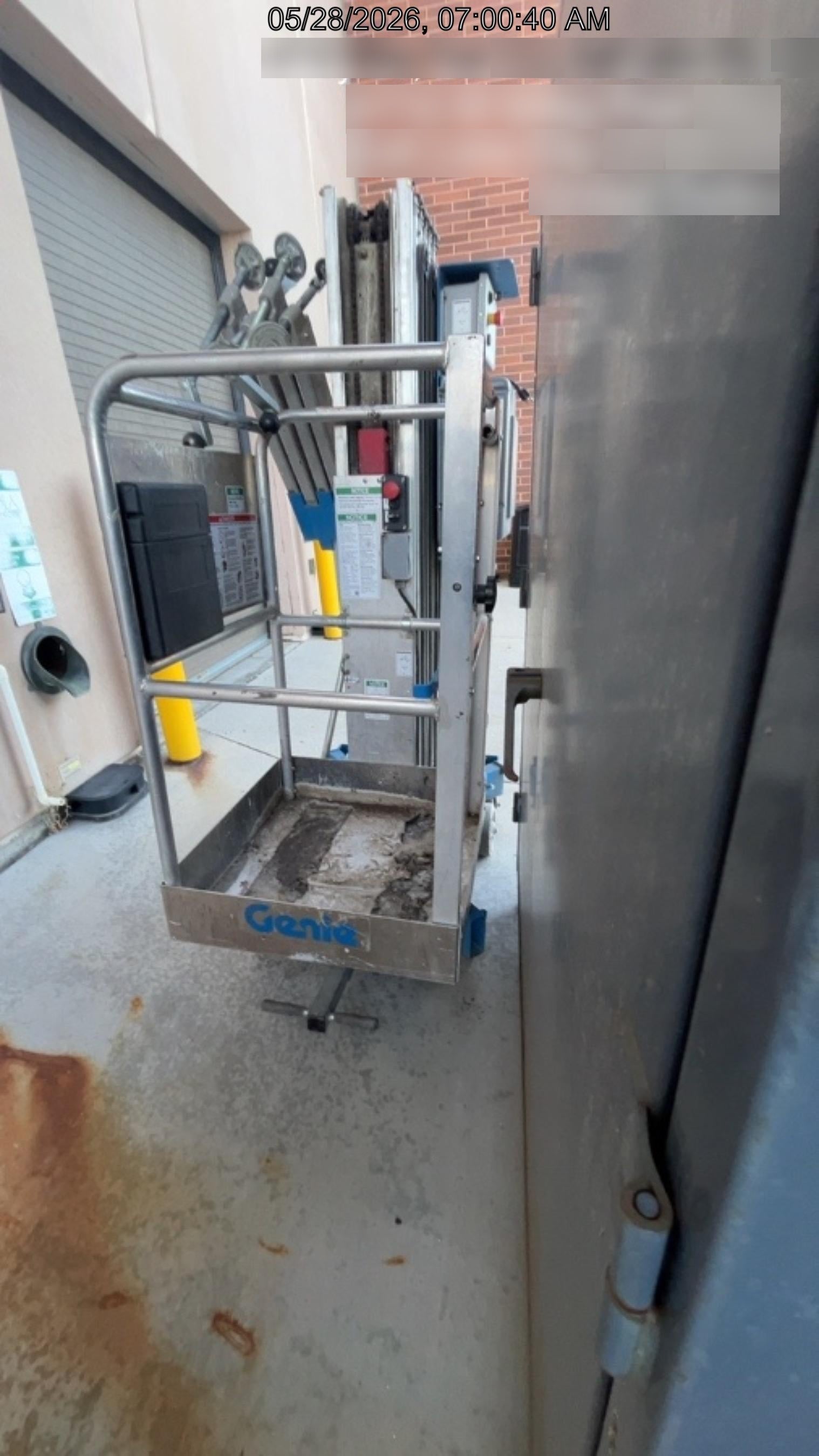 2019 GENIE AWP-30S