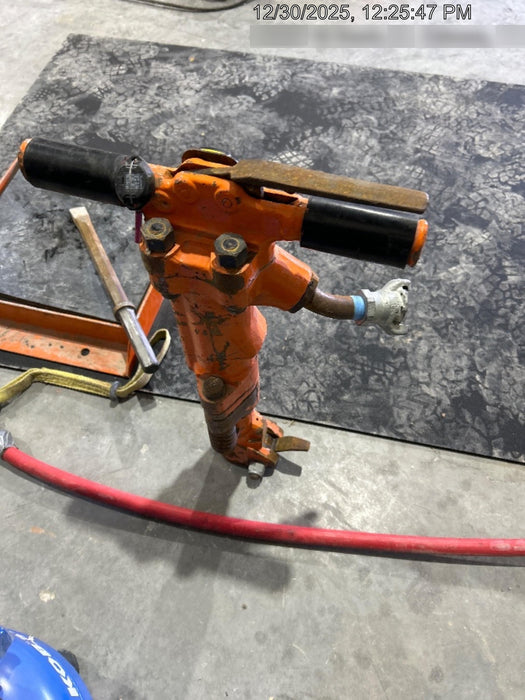 2022 MICHIGAN PNEUMATIC ES-TPB60-118-TRACKER