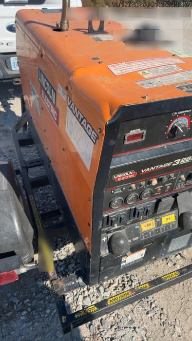 2021 Lincoln Electric Vantage 322 Vantage 322 Ready Pak 3 w/ Decals, ORANGE (includes trailer, cable rack, fender light kit) NO Telematics