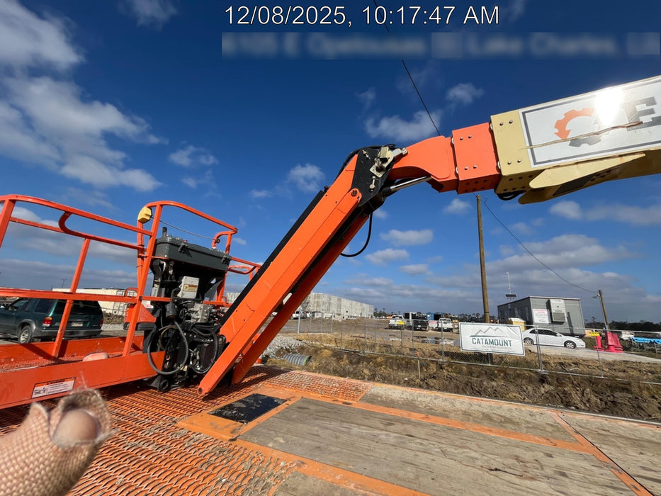 2020 JLG 660SJ