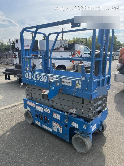 2019 Genie GS-1930 Half Height Swing Gate, 800W Inverter