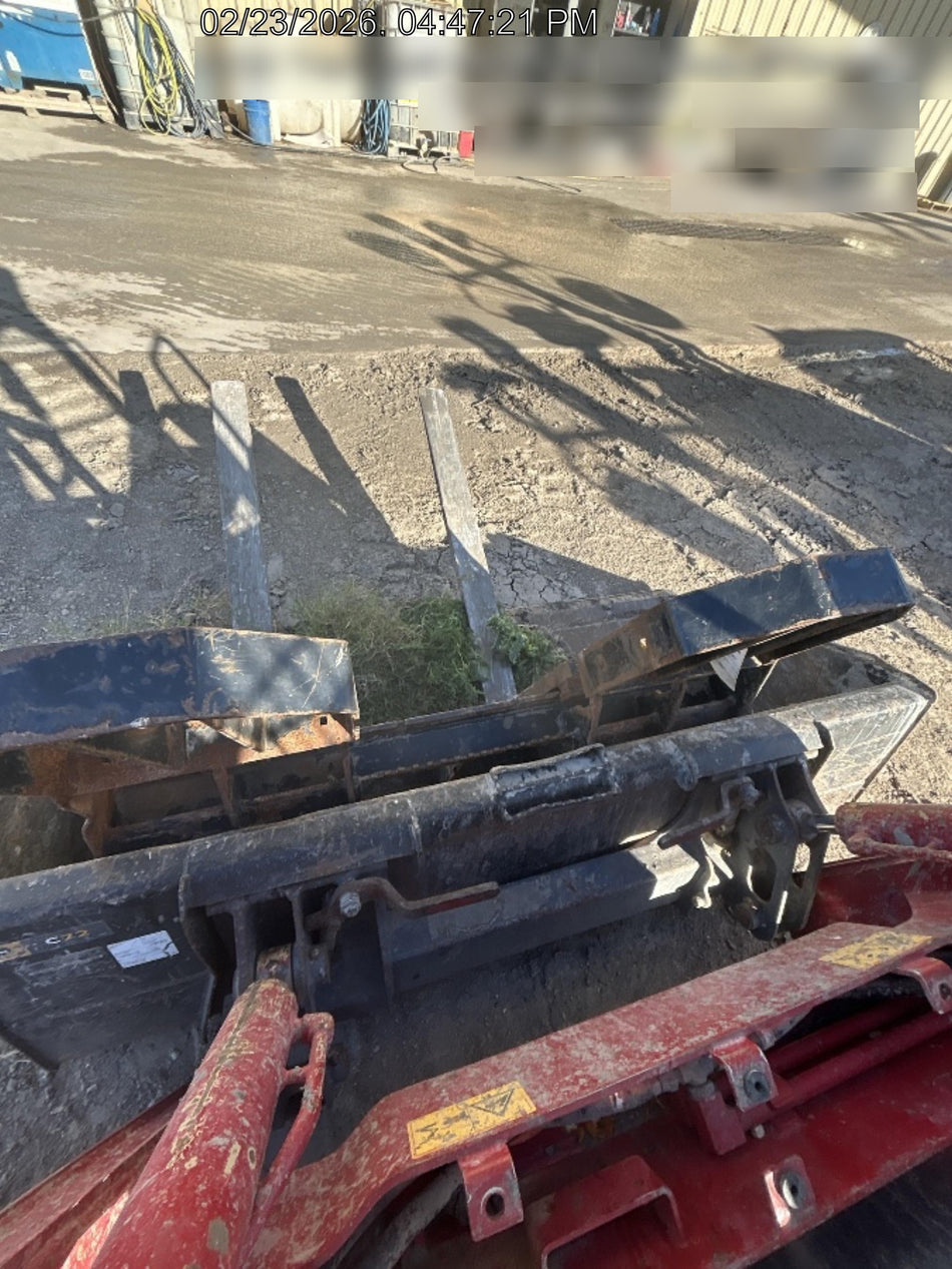 2020 EMKAY 48" Pallet Forks - Emkay