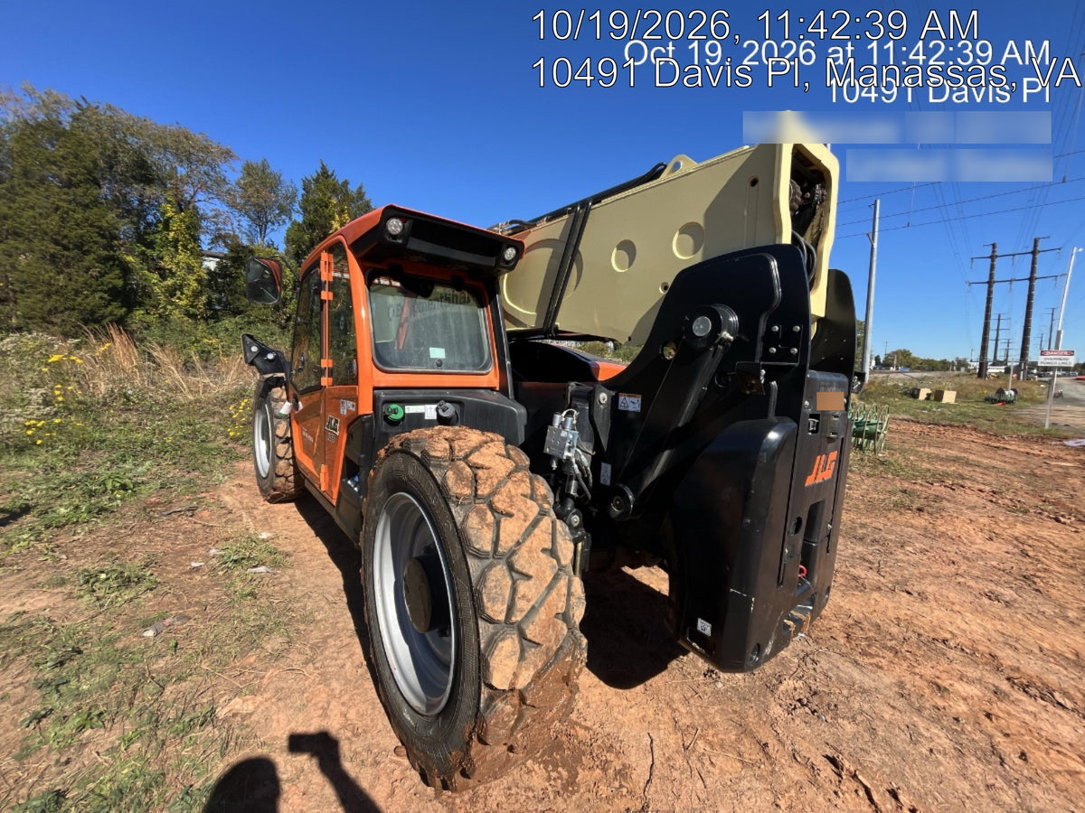 2025 JLG 1055 Premium