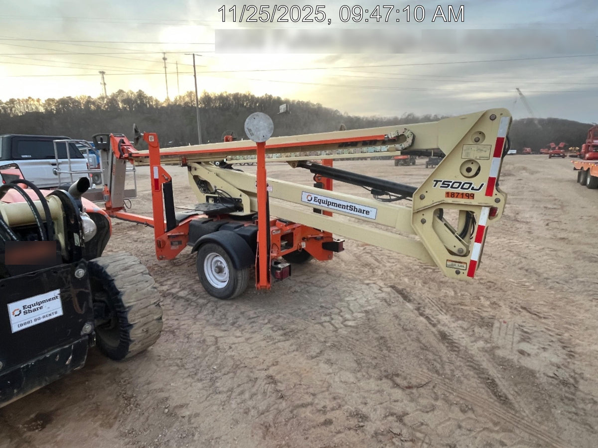 2021 JLG T500J