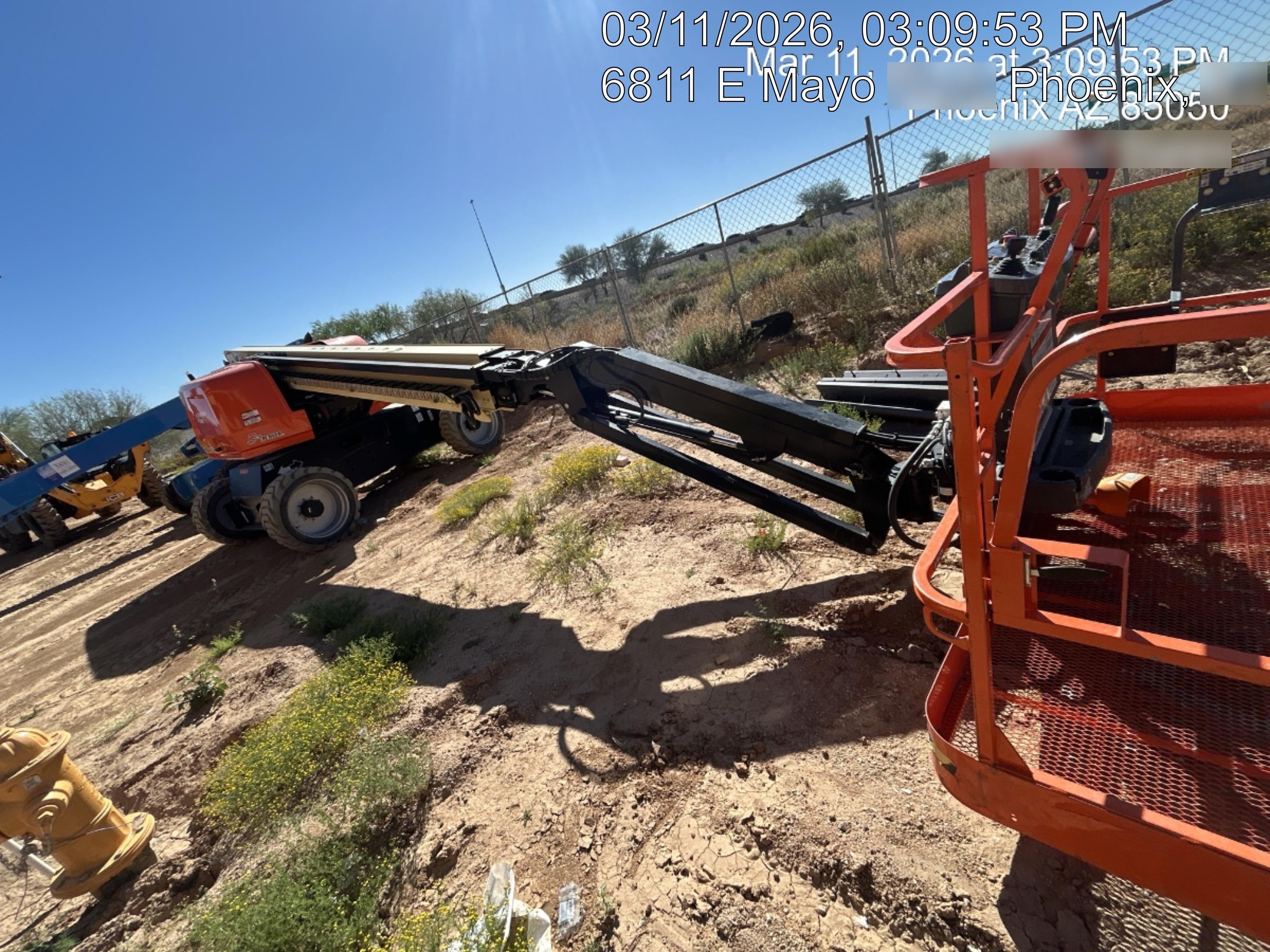 2025 JLG 660SJ